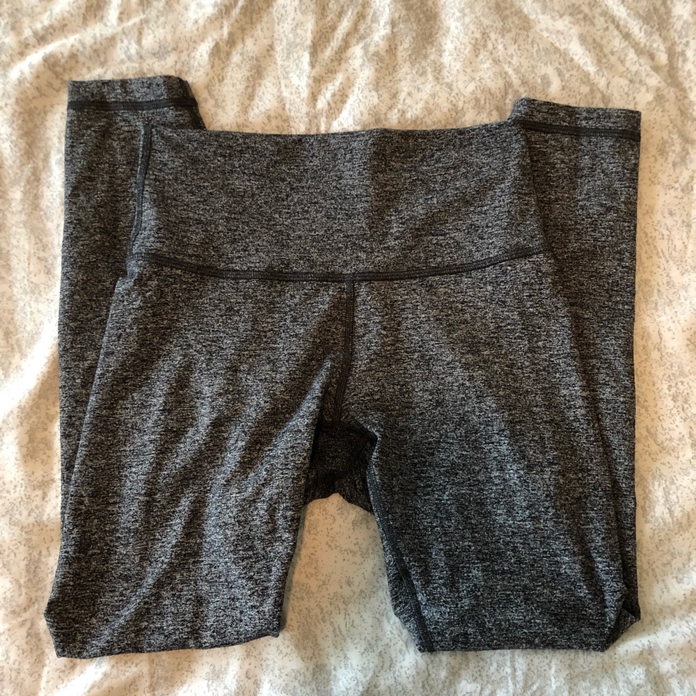 Wunder Under Lululemon leggings 25”